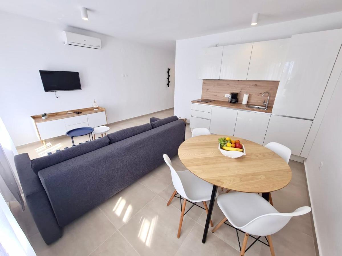 Apartments Maja Dramalj Luaran gambar