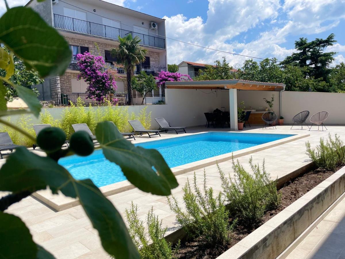 Apartments Maja Dramalj Luaran gambar