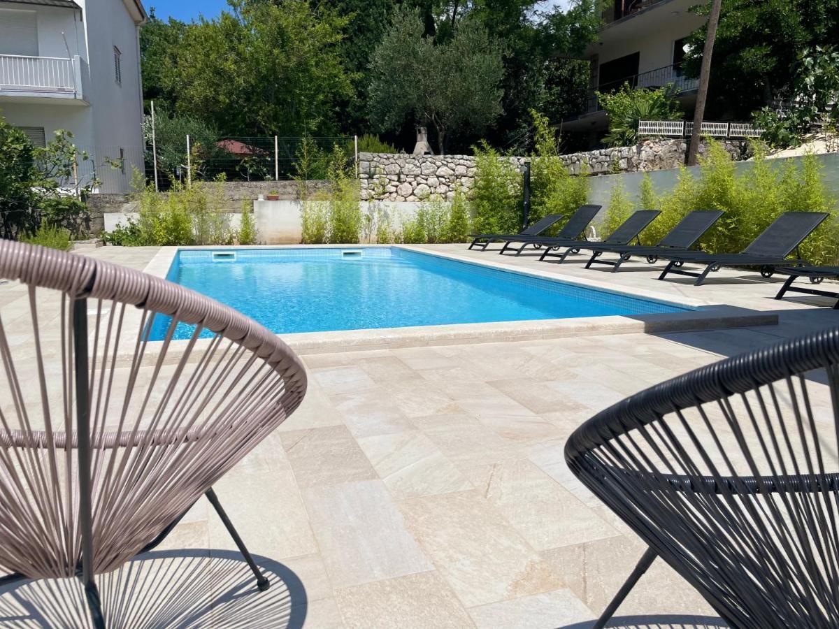 Apartments Maja Dramalj Luaran gambar